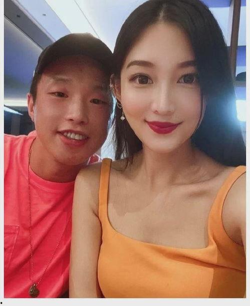 娱乐吃瓜老婆图片,吃瓜老婆背后的故事